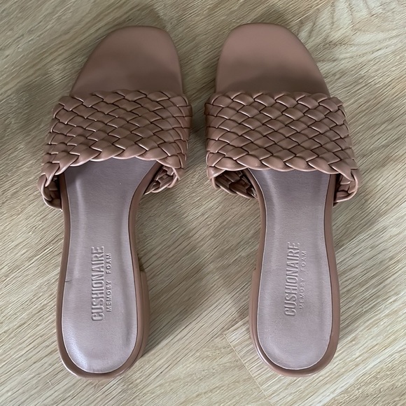 Cushionaire Shoes - NWOT!!! Cushionaire Woven Block Heel Sandal - brand new, never worn!